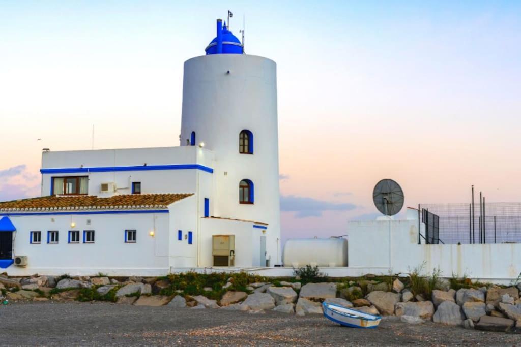 Apartamento Entero Con Solarium En Sabinillas, Con Piscina Y Al Lado Del Puerto De La Duquesa مانيلفا المظهر الخارجي الصورة