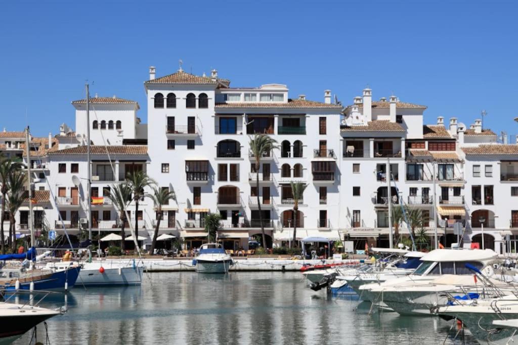 Apartamento Entero Con Solarium En Sabinillas, Con Piscina Y Al Lado Del Puerto De La Duquesa مانيلفا المظهر الخارجي الصورة